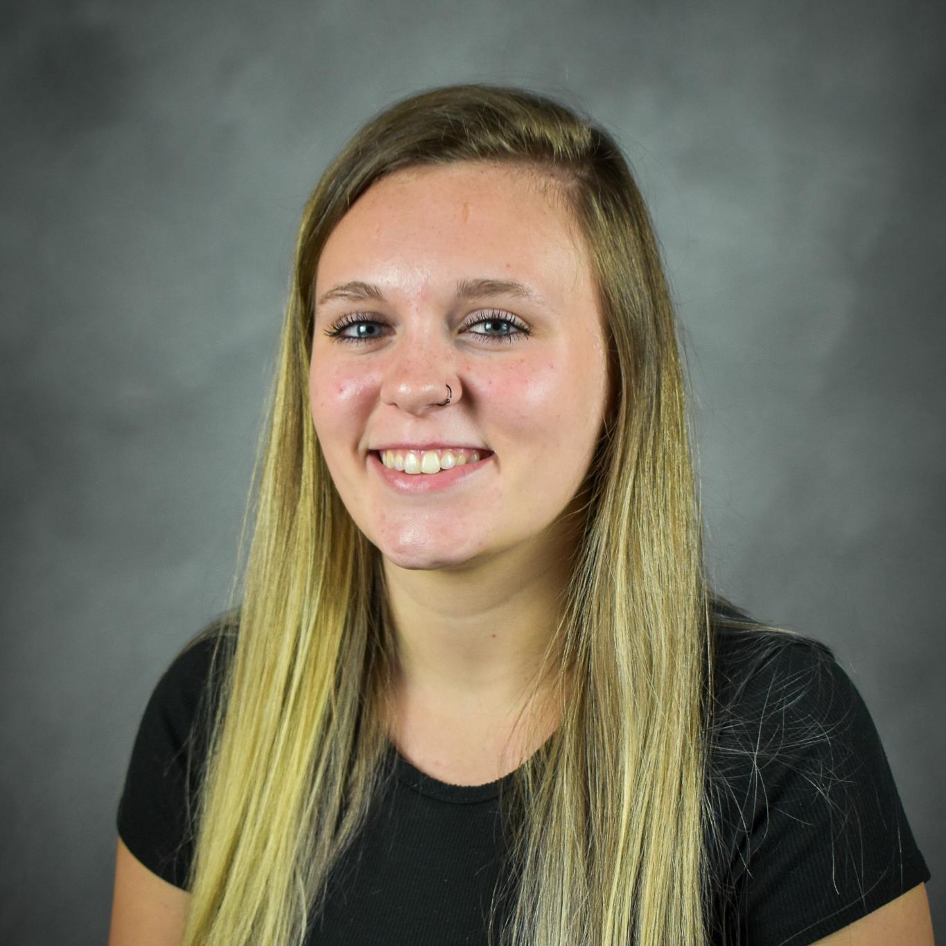 Kayla Gray headshot